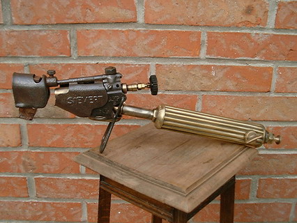 Max Sievert AKP2