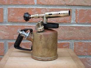 Lampe   Souder EXPRESS n 46T  pompe 