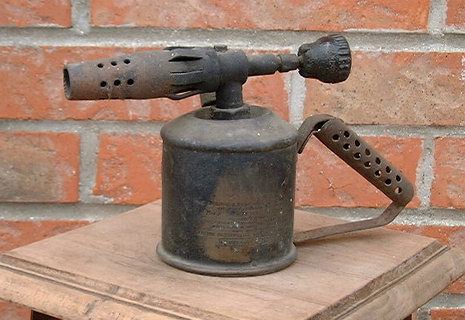Lampe  Souder MAX SIEVERT n A (Offerte par un ami Jean-Claude)